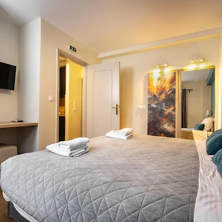 Karma Apart-hotel Atenas